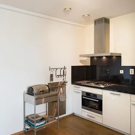 Luxury In The Harbor Of Scheveningen * L'Aia