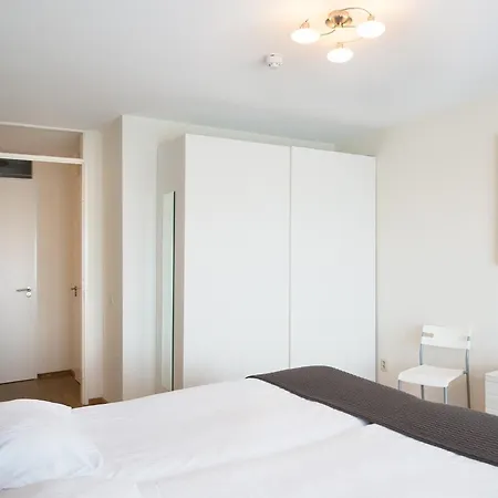 Luxury In The Harbor Of Scheveningen *